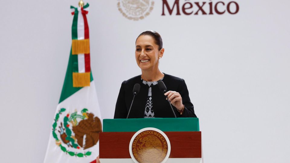 Claudia Sheinbaum brinda su primer informe de gobierno | EFE/ Sáshenka Gutiérrez