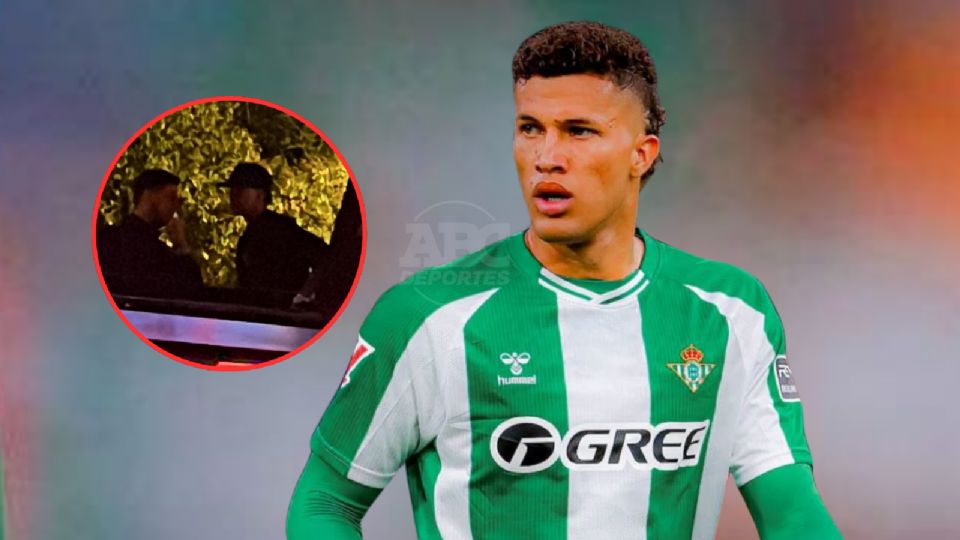 El exRayado fue fotografiado en un club nocturno tras la derrota del Betis.