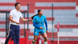 Leo Álvarez destaca entrega y confianza de Rayadas en su debut con victoria ante Toluca