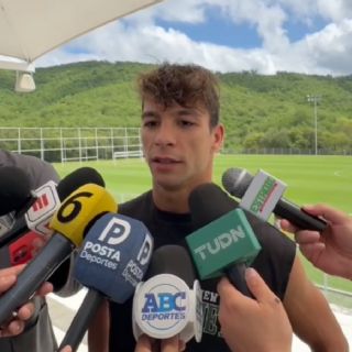 “Anthony Martial no encontrará un lugar mejor que Monterrey”: Oliver Torres
