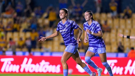 Tigres Femenil golea 5-1 a Pumas y se mantiene en la cima del Apertura 2025
