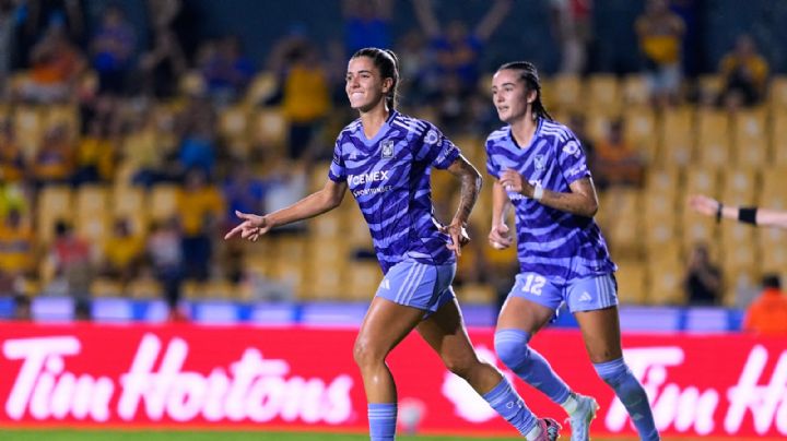 Tigres Femenil golea 5-1 a Pumas y se mantiene en la cima del Apertura 2025