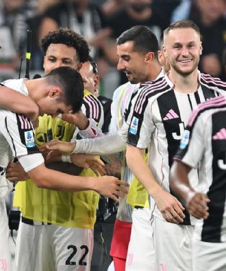 Juventus gana un caótico 'Derby d’Italia': 4-3 al Inter con golazo de Adzic al 91’