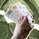 Precio del dólar hoy 21 de agosto: El dólar vuelve a  caer y cotiza por debajo de los 17 pesos