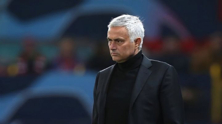José Mourinho dice que el Benfica le ha ofrecido ser entrenador y que está interesado