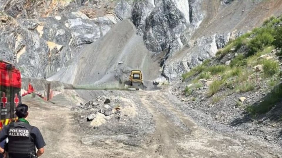 Las autoridades llegaron al lugar de los hechos.