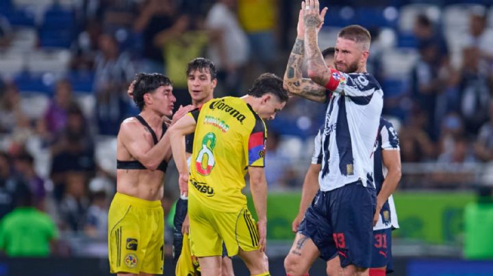 Rayados deja ir la victoria, el récord de triunfos  y el liderato en el debut de Martial