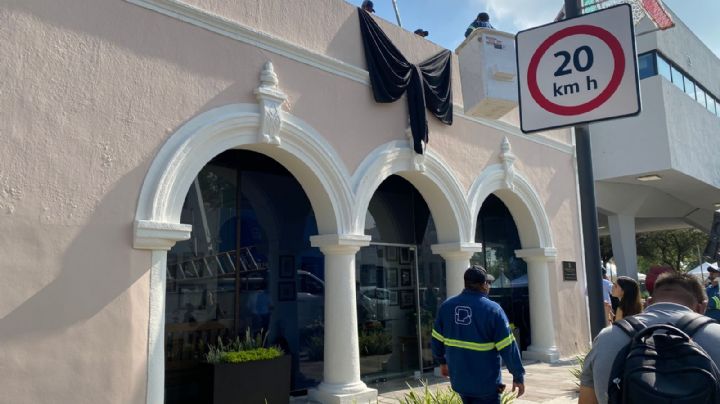 Duelo en San Pedro: Instalan moño negro en Presidencia por muerte de Mauricio Fernández