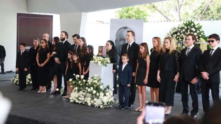 Hijos de Mauricio Fernández se despiden de él; 'Vuela alto, papito'