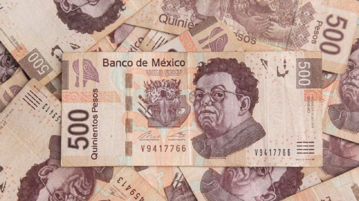 El peso mexicano se tambalea HOY 26 de septiembre tras el quinto recorte de la tasa de interés