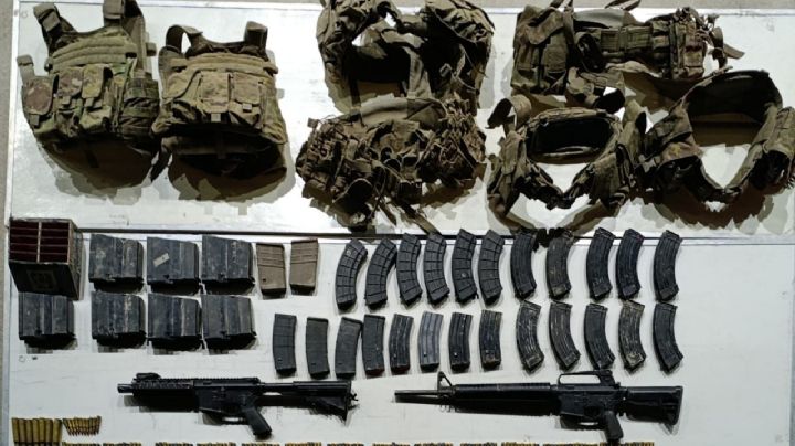 Golpe a la delincuencia: Autoridades confiscan armas y equipo táctico en Bustamante