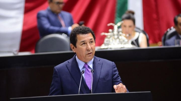 Retiran visa al diputado morenista Mario López tras retención en Texas