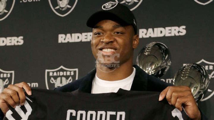 Amari Cooper sorprende a la NFL y anuncia su retiro antes de volver con Raiders