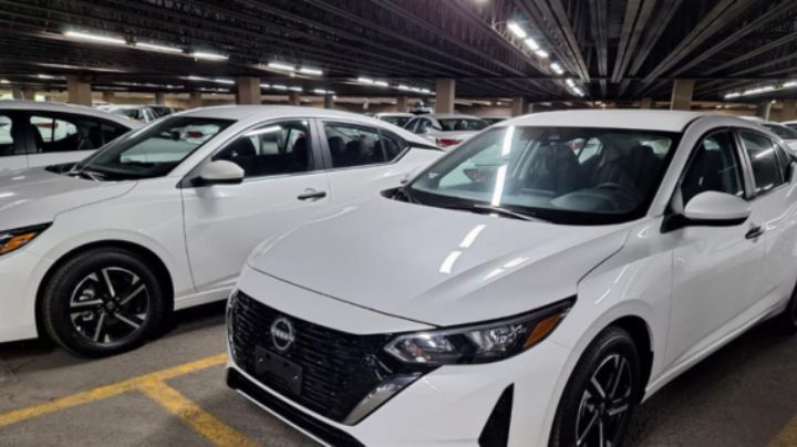Llegan al Congreso de NL 48 nuevos autos para diputados