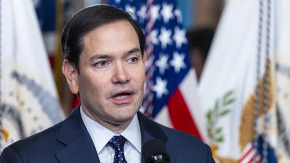 Marco Rubio descarta ataques militares a 'países amigos' que colaboren con EU.