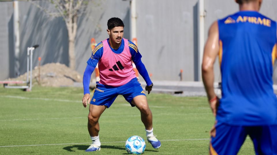 Zwarg prioriza estar en la cancha por encima de la posición, aportando versatilidad y solidez a un Tigres que busca mantenerse en los primeros lugares.
