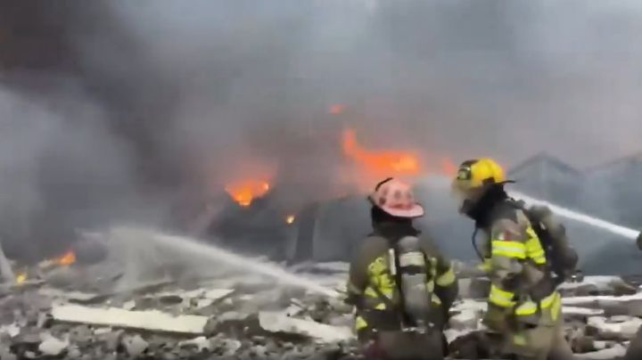 Se incendia bodega de químicos en Escobedo