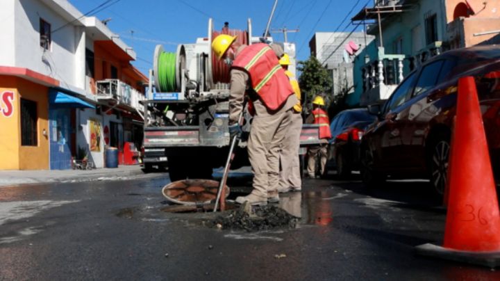 AyD da mantenimiento a más de 191 mil metros de drenaje sanitario en Monterrey
