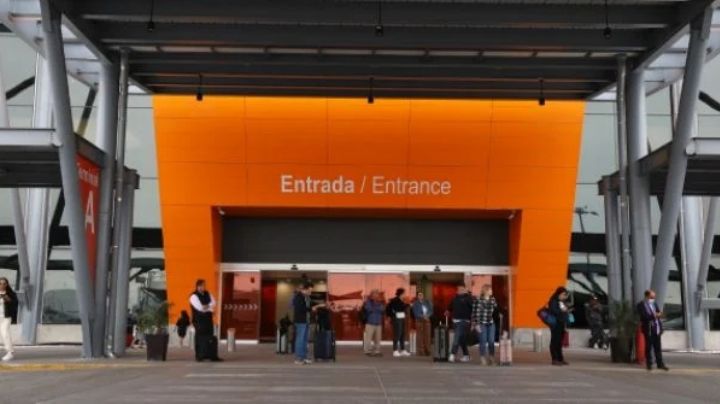 Buscan aerolíneas frente común contra aumento de la TUA en Monterrey