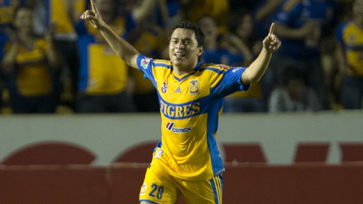 El juego del recuerdo: La noche del triplete de Alberto Acosta en El 'Volcán' en el Tigres vs. Pumas