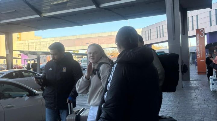 Emma Watson llega a Monterrey lista para unirse a Tigres Femenil.