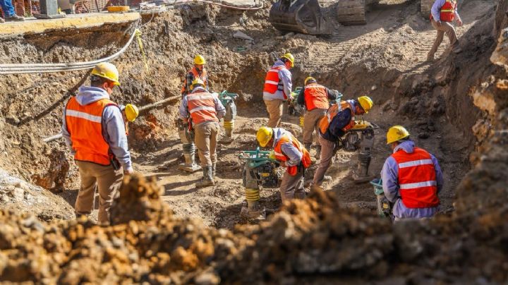 Tras 40 horas de trabajo, reparan fuga en Eloy Cavazos, Guadalupe, ¿Cuándo se reabrirá la avenida?