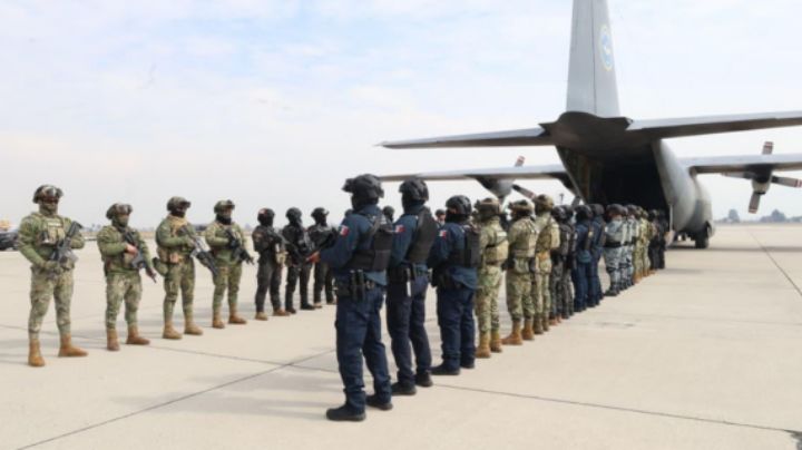 Llegan los 37 reos a EU tras su traslado del Altiplano