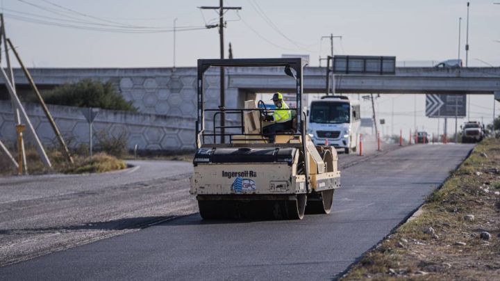 Salinas Victoria inicia rehabilitación vial de la carretera Colombia
