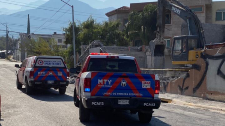 Muere albañil tras ser aplastado por una barda en Monterrey