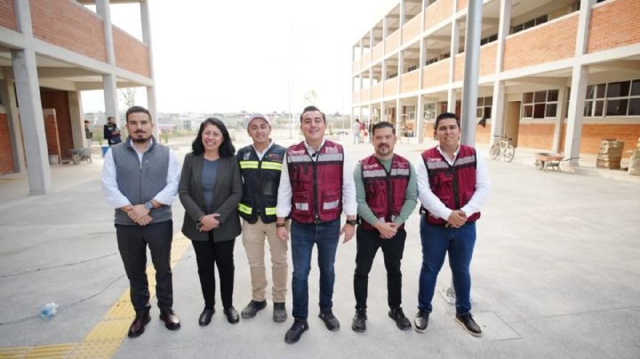 Supervisa Manuel Guerra Cavazos avance del Cbtis en San Blas, García