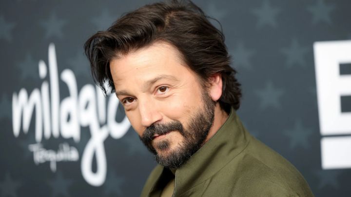'Necesitamos reír': El emotivo discurso de Diego Luna en los Critics Choice Awards