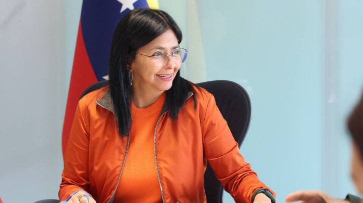 Delcy Rodríguez, aliada de Nicolás Maduro, jura como presidenta encargada de Venezuela