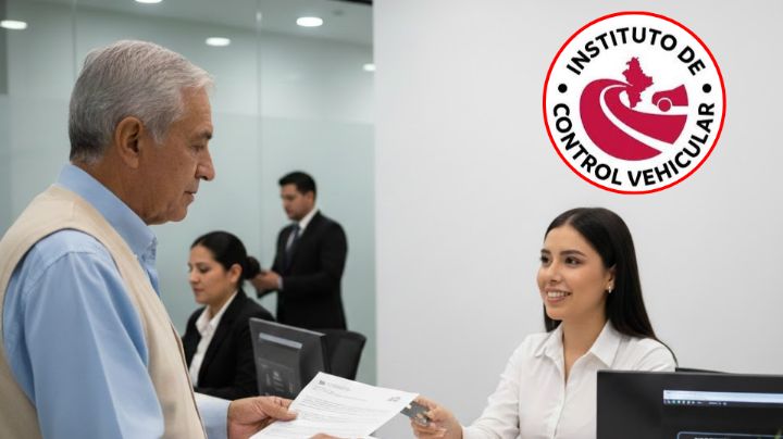 Adultos mayores reciben descuento en el refrendo vehicular en Nuevo León
