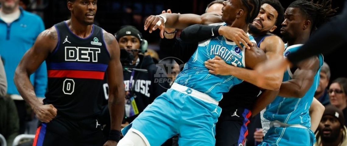 NBA suspende a Stewart, Bridges, Duren y Diabaté tras la pelea en el duelo Pistons contra Hornets