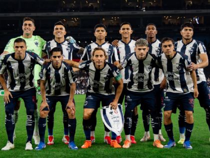 Rayados va con todo al ataque ante Xelajú entre abucheos para Torrent en la Concacaf