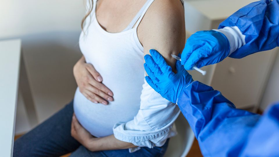 Las autoridades de salud invitan a la población a completar su esquema de vacunación.