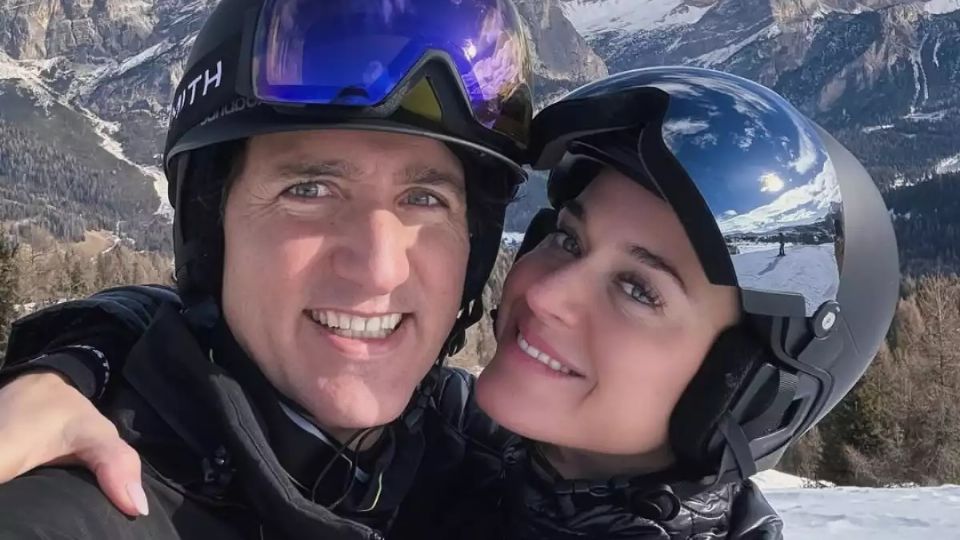 La cantante estadounidense Katy Perry sorprendió a sus seguidores al compartir una serie de fotografías junto al ex primer ministro de Canadá, Justin Trudeau