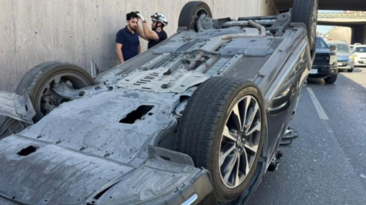 Accidente en Paseo de los Leones: Volcadura deja un lesionado y caos vial en Cumbres Tercer Sector