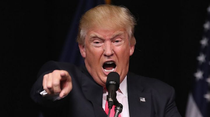 Reportan que Trump considera reanudar bombardeos en Irán