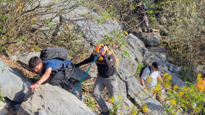 Rescatan a 4 jóvenes en el Pico Norte del cerro de La Silla
