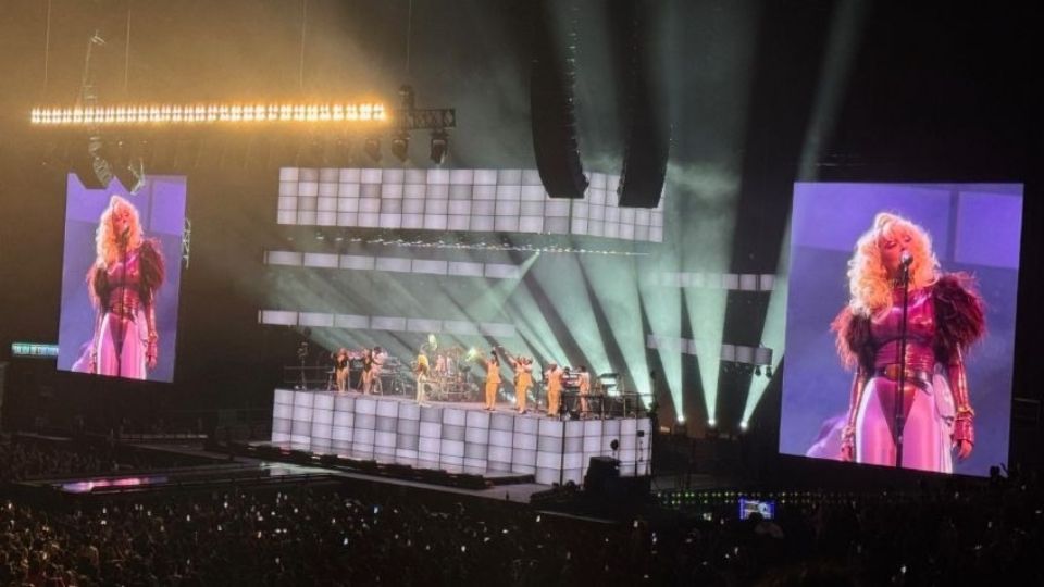 Doja Cat debutó en México en el Palacio de los Deportes