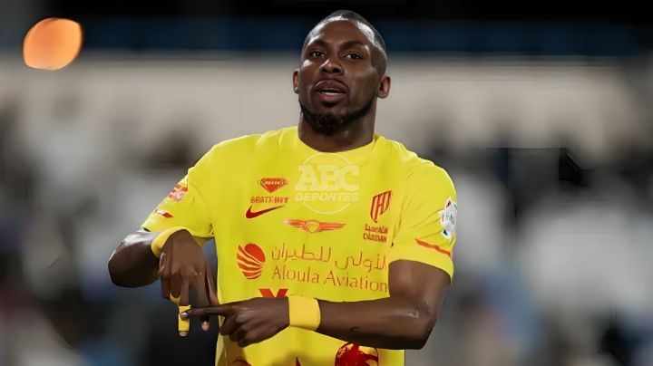 Julián Quiñones marca hat-trick, supera a Cristiano Ronaldo y sigue sin llamado al Tri