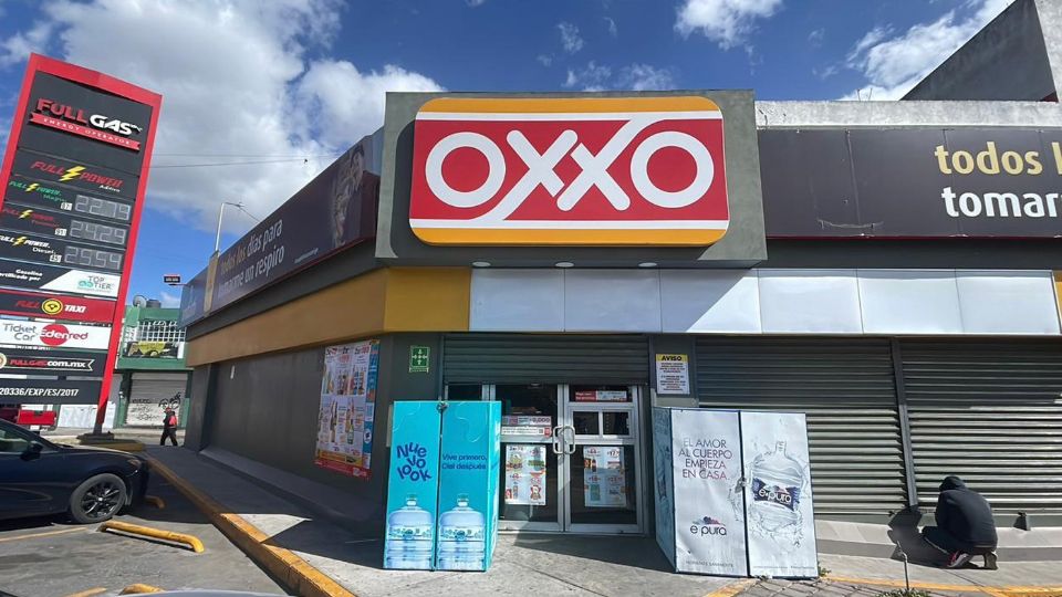 Femsa dio a conocer que las unidades de negocio afectadas ya comienzan su reapertura.