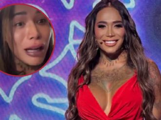 Video viral: Fan sube a techo de la casa de Karina Torres para verla