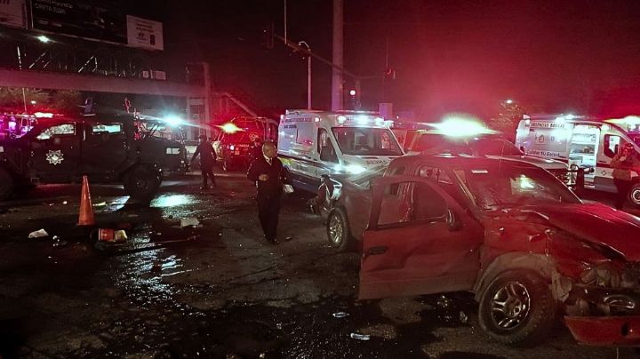Choque de Black Mamba con camioneta deja 6 lesionados en Guadalupe
