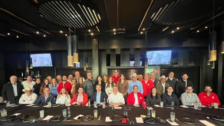 Se reúnen priistas de Nuevo León con Alejandro Moreno