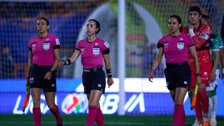 Katia Itzel García encabeza terna arbitral femenil en el Tigres vs. Santos
