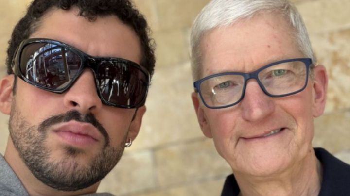 Tim Cook CEO de Apple y Bad Bunny se reportan listos para el Super Bowl