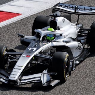 'Checo' Pérez estrena el Cadillac CA01 en Bahréin previo a la temporada 2026 de Fórmula 1