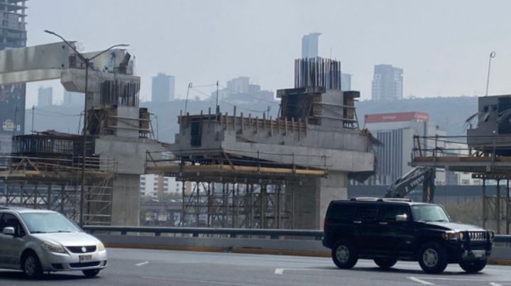 Colapso en columna de la Línea 4 del Metro deja 5 heridos; Estado prepara investigación